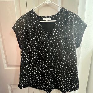 Black and White Boxy Short Sleeve Blouse